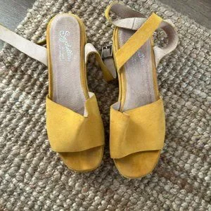 Seychelles Shoes Calming Influence Platform Sandal In Yellow